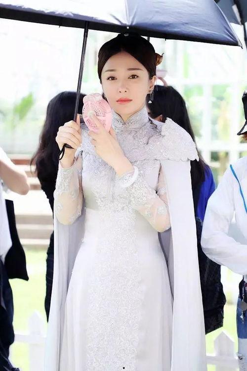 秦岚新剧爆料曝光视频,古装造型惊艳亮相，剧情引期待